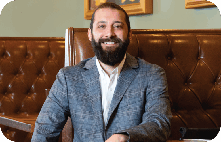 kyle manager about us - Carson's Food & Drink